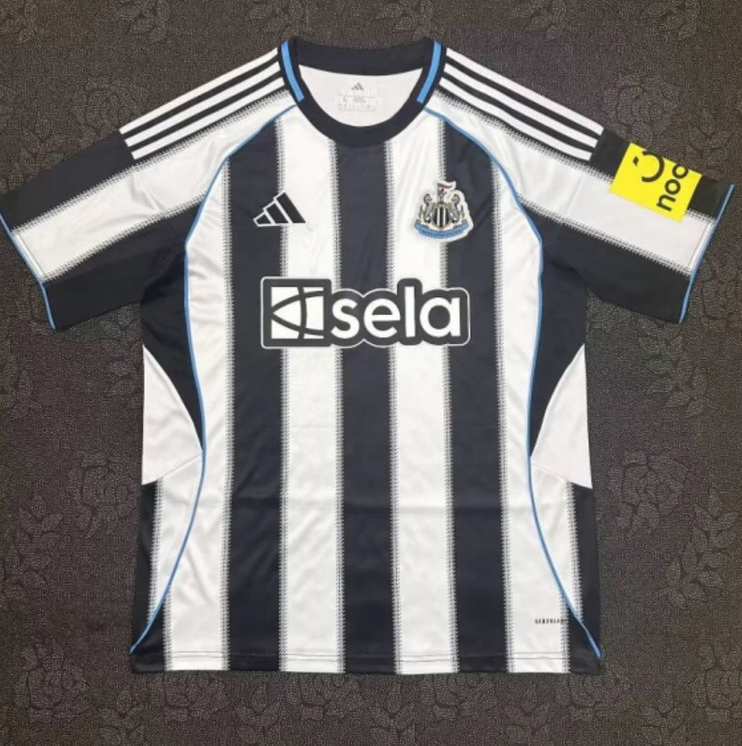25/26 Newcastle United Home Football Shirt