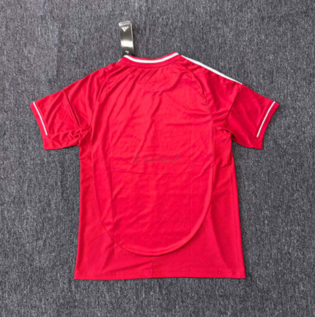 25/26 Liverpool Home Football Shirt